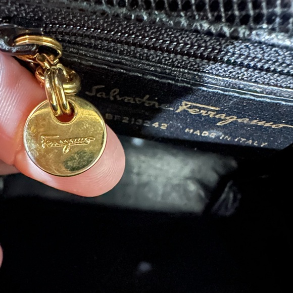 Salvatore Ferragamo BLACK Lizard
Embossed Leather Gancini Flap Crossbody Bag - Picture 11 of 14